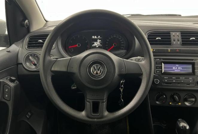 Volkswagen Polo V Рестайлинг с пробегом 2015 года, цена 745 000 рублей, 165730 км, седан, Автокод Объявления