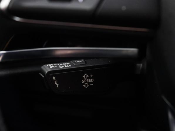 Audi Q3 II (F3) с пробегом 2021 года, цена 3 150 000 рублей, 92153 км, внедорожник, Автокод Объявления