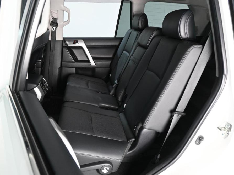Toyota Land Cruiser Prado 150 Series Рестайлинг 3 Ростов-на-Дону  - изображение 7