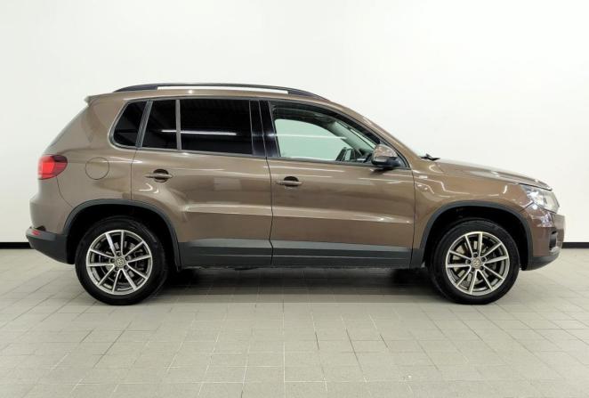 Volkswagen Tiguan I Рестайлинг с пробегом 2014 года, цена 1 369 000 рублей, 162463 км, внедорожник, Автокод Объявления