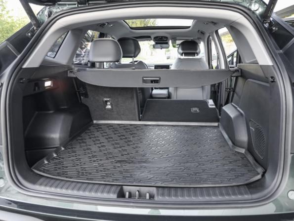 Geely Atlas II с пробегом 2024 года, цена 2 989 000 рублей, 24081 км, внедорожник, Автокод Объявления