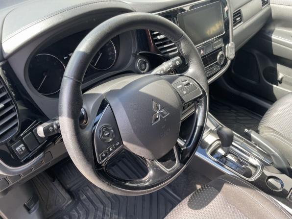 Mitsubishi Outlander III Рестайлинг 2 с пробегом 2018 года, цена 2 039 000 рублей, 147658 км, внедорожник, Автокод Объявления
