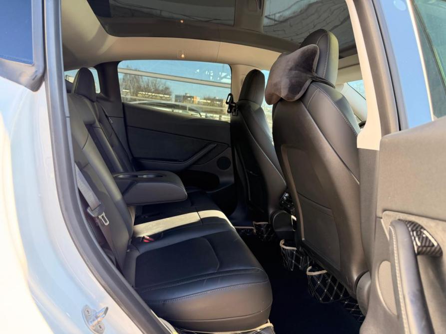 Tesla Model Y I Москва  - изображение 17