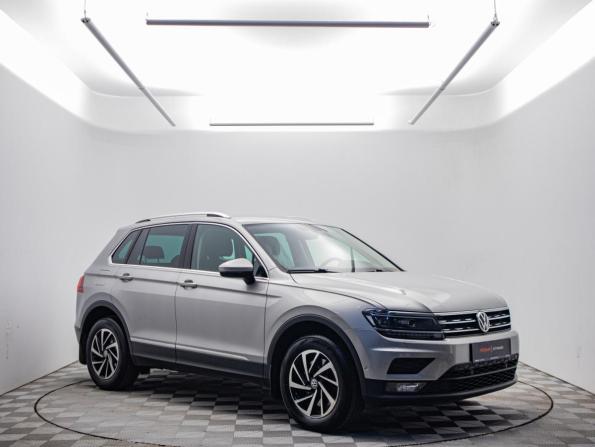 Volkswagen Tiguan II с пробегом 2018 года, цена 2 650 000 рублей, 113456 км, внедорожник, Автокод Объявления