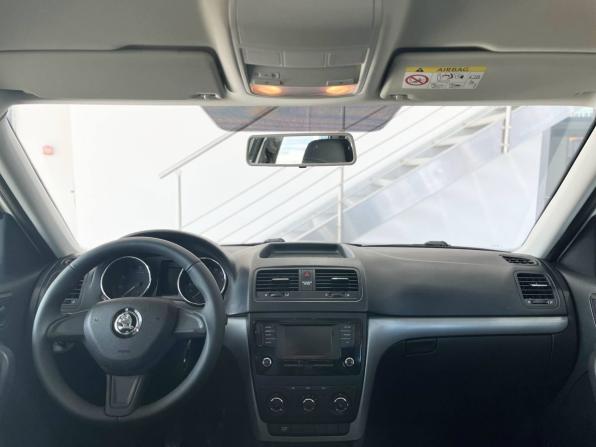 Skoda Yeti I Рестайлинг с пробегом 2015 года, цена 1 029 900 рублей, 148000 км, внедорожник, Автокод Объявления