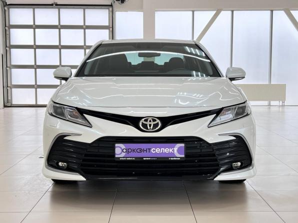 Toyota Camry VIII (XV70) Рестайлинг с пробегом 2021 года, цена 3 595 000 рублей, 33811 км, седан, Автокод Объявления