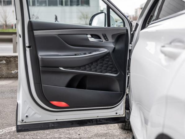Hyundai Santa Fe IV с пробегом 2020 года, цена 3 248 000 рублей, 116142 км, внедорожник, Автокод Объявления