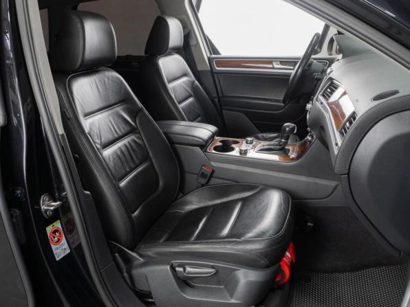 Volkswagen Touareg II с пробегом 2010 года, цена 1 549 000 рублей, 251040 км, внедорожник, Автокод Объявления