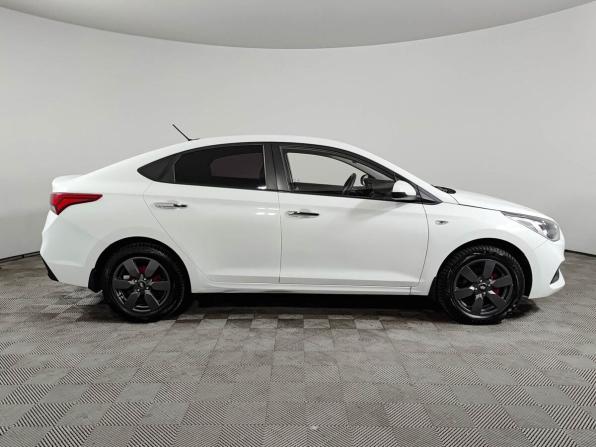 Hyundai Solaris II с пробегом 2018 года, цена 1 250 000 рублей, 136913 км, седан, Автокод Объявления
