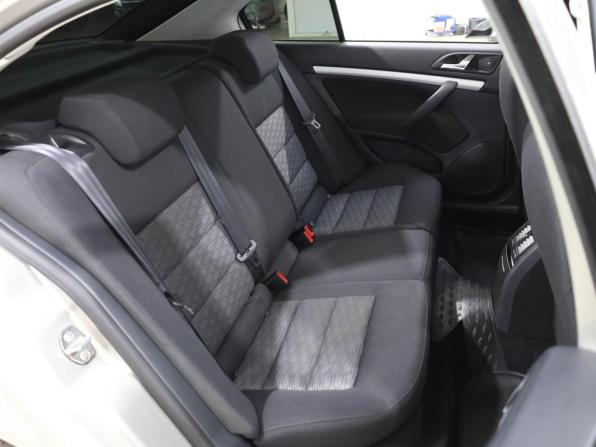 Skoda Octavia II (A5) Рестайлинг с пробегом 2011 года, цена 929 000 рублей, 132036 км, лифтбек, Автокод Объявления