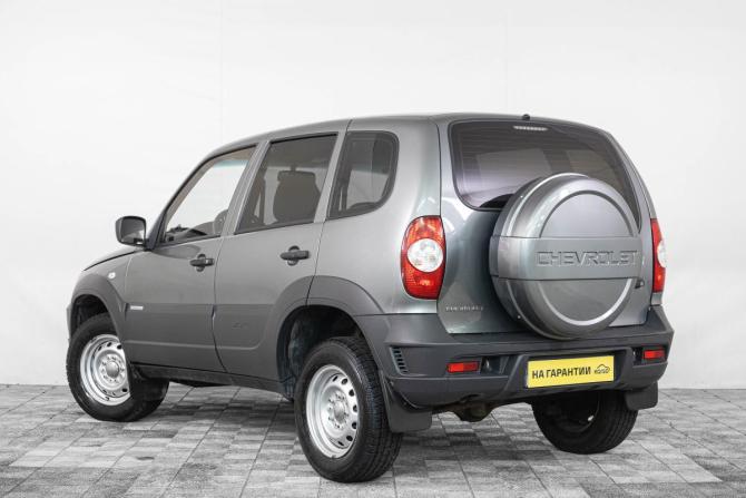 Chevrolet Niva I Рестайлинг с пробегом 2013 года, цена 699 000 рублей, 54700 км, внедорожник, Автокод Объявления