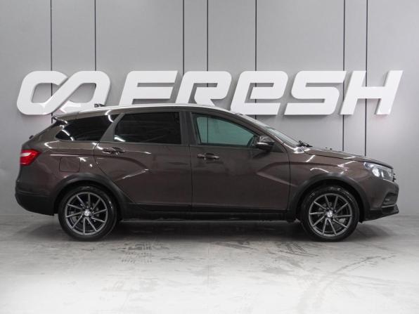 Lada (ВАЗ) Vesta I с пробегом 2018 года, цена 849 000 рублей, 210468 км, универсал, Автокод Объявления