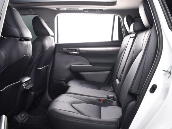 Toyota Highlander IV (XU70) с пробегом 2026 года, цена 5 270 995 рублей, 39 км, внедорожник, Автокод Объявления