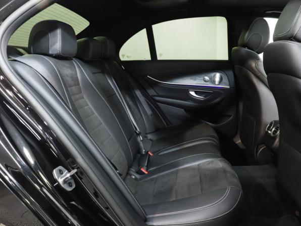 Mercedes-Benz E-Класс V (W213 S213 C238) с пробегом 2019 года, цена 3 390 000 рублей, 106777 км, седан, Автокод Объявления