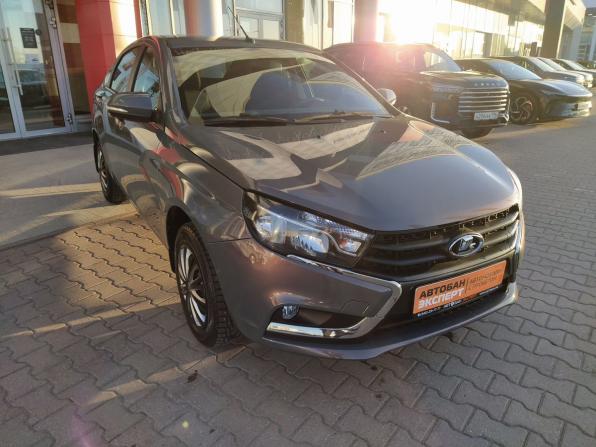 Lada (ВАЗ) Vesta I с пробегом 2022 года, цена 1 170 000 рублей, 53521 км, седан, Автокод Объявления