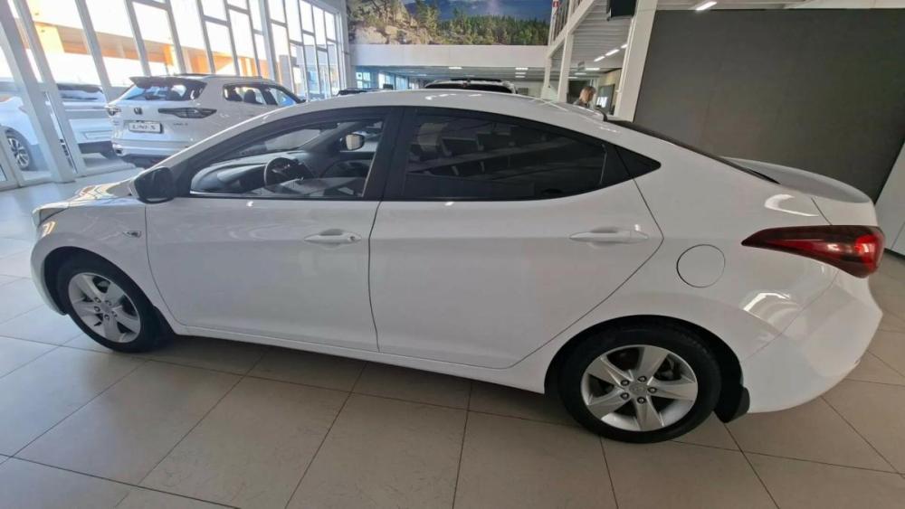Hyundai Elantra V (MD) Рестайлинг Уфа  - изображение 6
