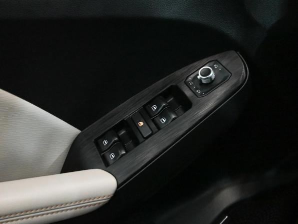 Haval Jolion I с пробегом 2023 года, цена 2 050 000 рублей, 33335 км, внедорожник, Автокод Объявления