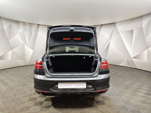 Volkswagen Passat B8 с пробегом 2017 года, цена 1 815 000 рублей, 181765 км, седан, Автокод Объявления