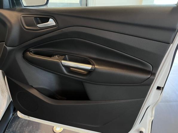 Ford Kuga II Рестайлинг с пробегом 2018 года, цена 1 795 000 рублей, 131214 км, внедорожник, Автокод Объявления