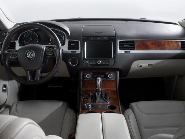Volkswagen Touareg II с пробегом 2012 года, цена 1 899 000 рублей, 216798 км, внедорожник, Автокод Объявления
