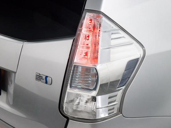 Toyota Prius Alpha I (ZVW40/41) с пробегом 2012 года, цена 979 500 рублей, 247963 км, универсал, Автокод Объявления