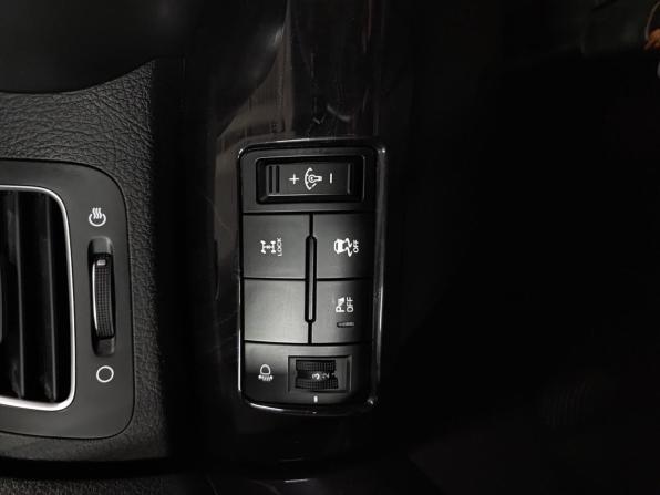 Kia Sorento II Рестайлинг с пробегом 2017 года, цена 1 730 000 рублей, 198600 км, внедорожник, Автокод Объявления