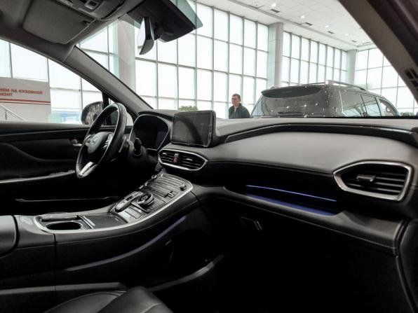 Hyundai Santa Fe IV Рестайлинг с пробегом 2021 года, цена 3 750 000 рублей, 52387 км, внедорожник, Автокод Объявления