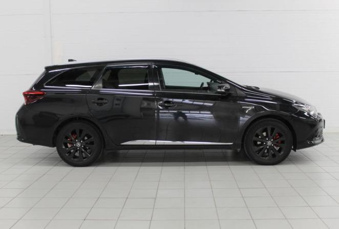 Toyota Auris II Рестайлинг с пробегом 2016 года, цена 1 583 000 рублей, 134932 км, универсал, Автокод Объявления