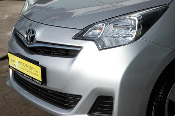 Toyota Ractis II с пробегом 2011 года, цена 987 000 рублей, 52000 км, хэтчбек, Автокод Объявления