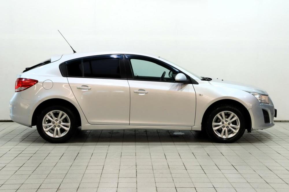 Chevrolet Cruze I Рестайлинг Сургут  - изображение 4