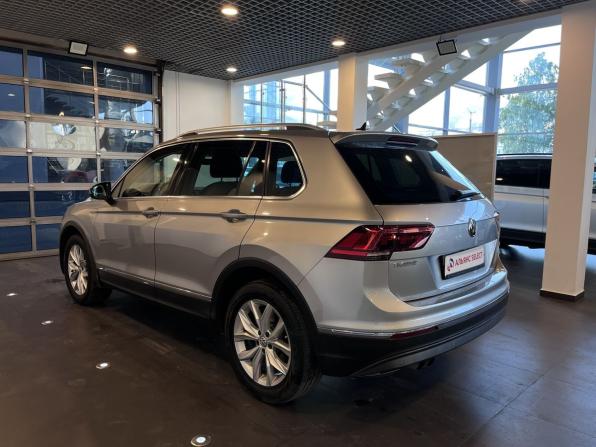 Volkswagen Tiguan II с пробегом 2018 года, цена 2 510 000 рублей, 130831 км, внедорожник, Автокод Объявления