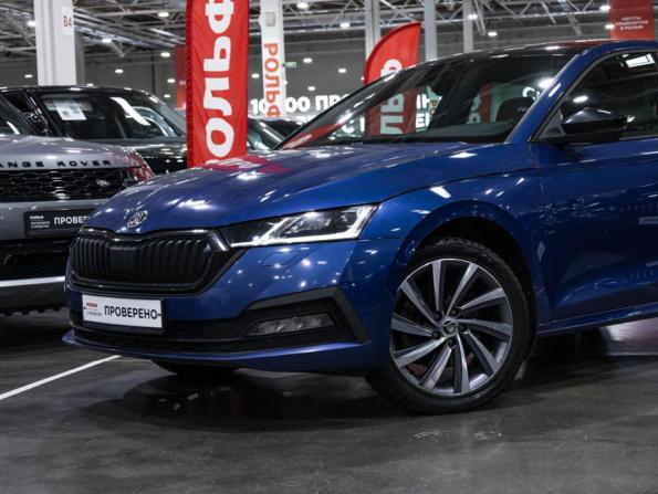 Skoda Octavia IV (A8) с пробегом 2022 года, цена 3 059 100 рублей, 79230 км, лифтбек, Автокод Объявления
