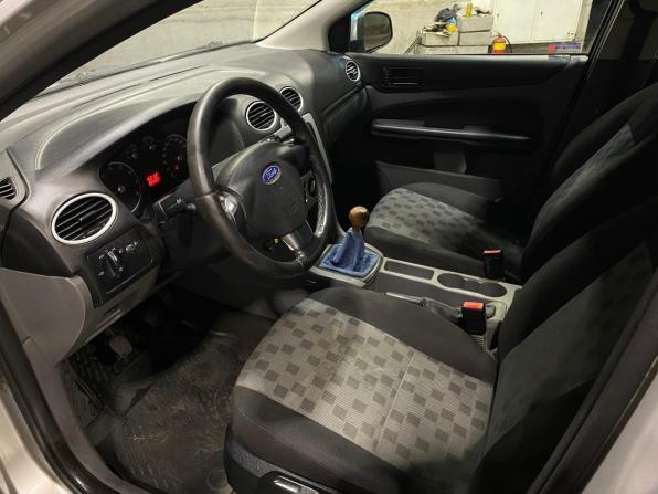 Ford Focus II Рестайлинг с пробегом 2008 года, цена 280 000 рублей, 254429 км, седан, Автокод Объявления