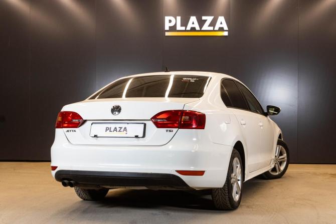 Volkswagen Jetta VI с пробегом 2013 года, цена 690 000 рублей, 175226 км, седан, Автокод Объявления