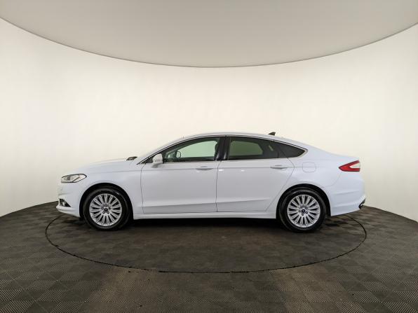 Ford Mondeo V с пробегом 2018 года, цена 1 980 000 рублей, 116815 км, седан, Автокод Объявления