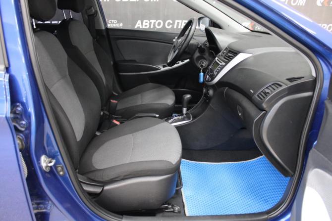 Hyundai Solaris I с пробегом 2011 года, цена 729 000 рублей, 200000 км, хэтчбек, Автокод Объявления