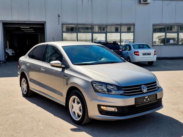 Volkswagen Polo V Рестайлинг с пробегом 2018 года, цена 1 389 000 рублей, 90193 км, седан, Автокод Объявления