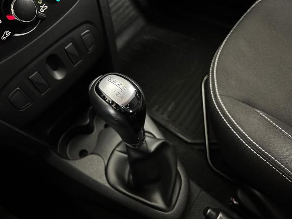 Renault Sandero II Рестайлинг с пробегом 2021 года, цена 1 142 000 рублей, 50845 км, хэтчбек, Автокод Объявления