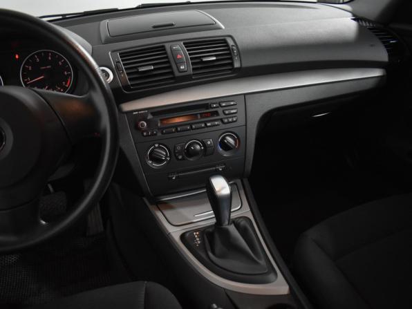 BMW 1 серии I (E81/E82/E87/E88) Рестайлинг с пробегом 2011 года, цена 1 350 000 рублей, 50408 км, хэтчбек, Автокод Объявления