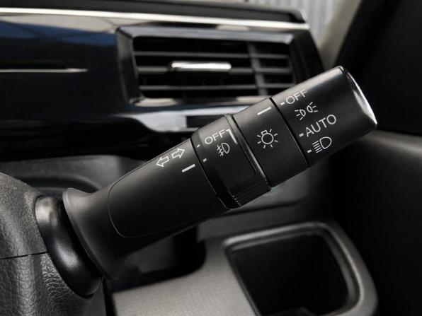 Honda Stepwgn V Рестайлинг с пробегом 2017 года, цена 2 307 000 рублей, 120875 км, минивэн, Автокод Объявления