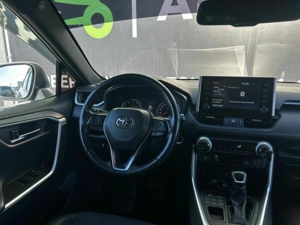 Toyota RAV4 V (XA50) с пробегом 2021 года, цена 2 933 000 рублей, 79000 км, внедорожник, Автокод Объявления