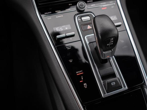 Porsche Panamera II Рестайлинг с пробегом 2021 года, цена 10 999 000 рублей, 40395 км, лифтбек, Автокод Объявления