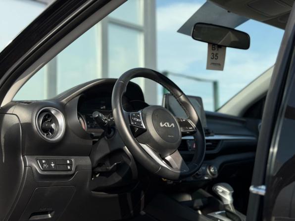 Kia Cerato IV Рестайлинг с пробегом 2022 года, цена 2 180 000 рублей, 29755 км, седан, Автокод Объявления