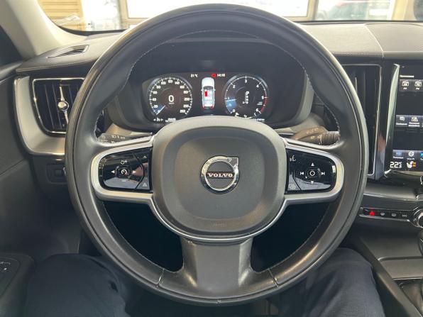Volvo XC60 II с пробегом 2018 года, цена 2 825 900 рублей, 254195 км, внедорожник, Автокод Объявления