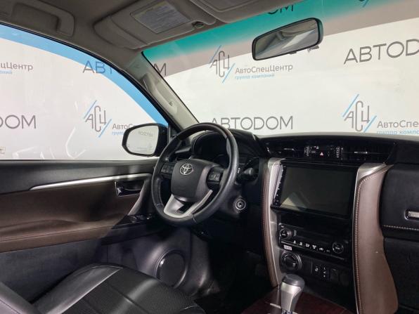 Toyota Fortuner II с пробегом 2018 года, цена 3 679 000 рублей, 134400 км, внедорожник, Автокод Объявления