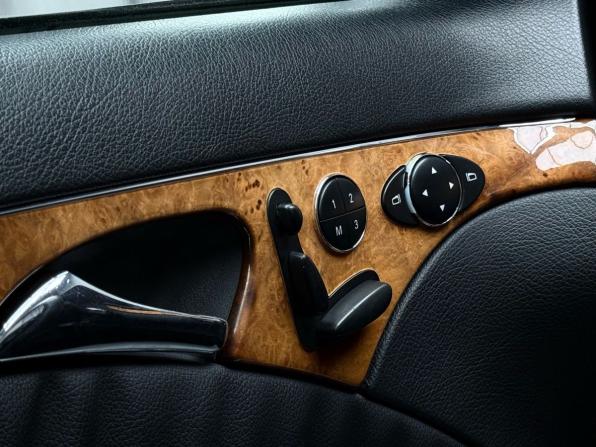 Mercedes-Benz E-Класс III (W211 S211) Рестайлинг с пробегом 2007 года, цена 1 149 000 рублей, 166723 км, седан, Автокод Объявления