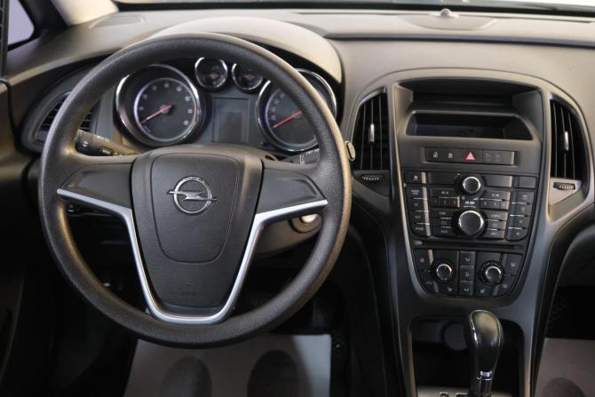 Opel Astra J с пробегом 2012 года, цена 879 000 рублей, 109000 км, хэтчбек, Автокод Объявления