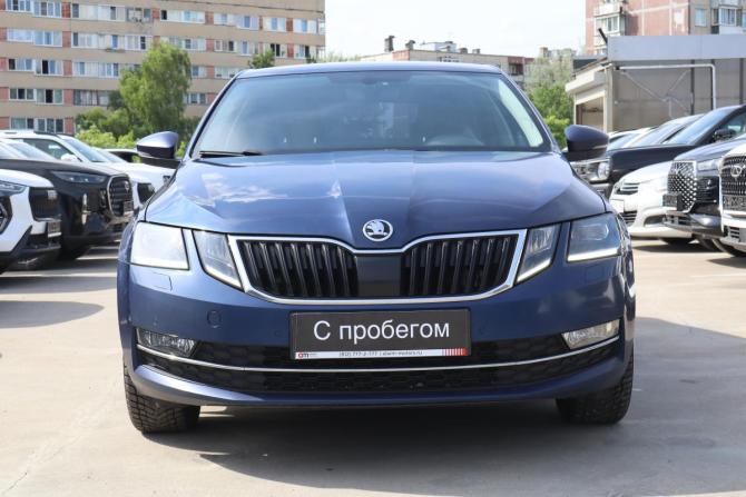 Skoda Octavia III (A7) Рестайлинг с пробегом 2017 года, цена 1 369 000 рублей, 201000 км, лифтбек, Автокод Объявления