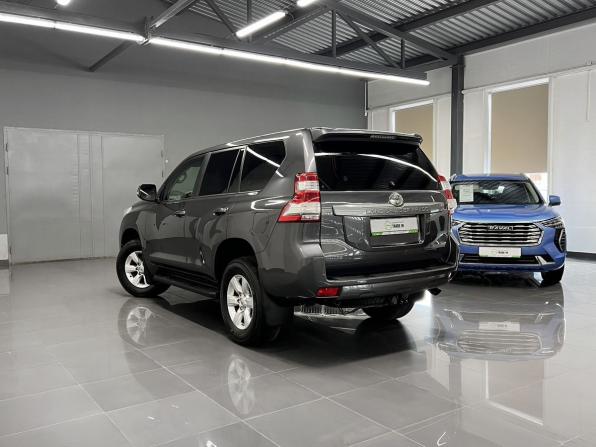 Toyota Land Cruiser Prado 150 Series Рестайлинг 1 с пробегом 2015 года, цена 3 395 000 рублей, 273103 км, внедорожник, Автокод Объявления
