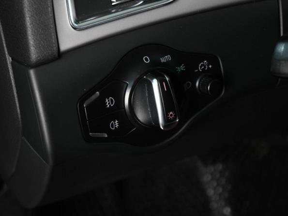 Audi A4 IV (B8) Рестайлинг с пробегом 2013 года, цена 1 525 000 рублей, 208511 км, седан, Автокод Объявления